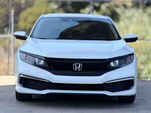 Used 2019 Honda Civic LX image 2