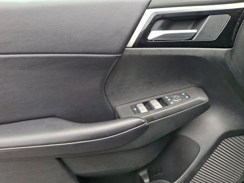 Used 2024 Mitsubishi Outlander SE AWD/4WD image 12