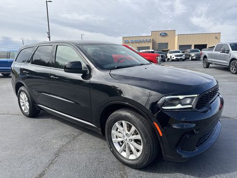 Used 2025 Dodge Durango GT RWD image 4