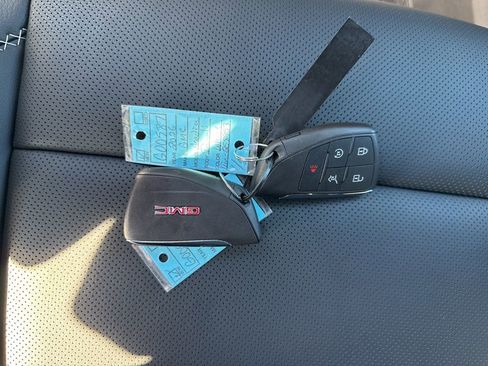 New 2026 GMC Acadia Denali w/ Super Cruise Package image 41