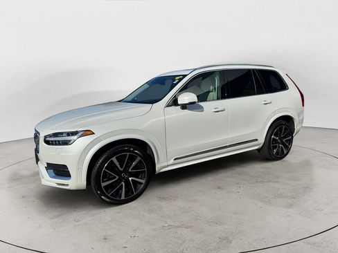 Certified 2024 Volvo XC90 B5 Plus w/ Protection Package Premier AWD/4WD image 2