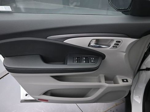 New 2026 Honda Ridgeline RTL image 24