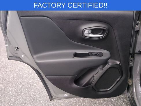 Certified 2023 Jeep Renegade Trailhawk AWD/4WD image 28