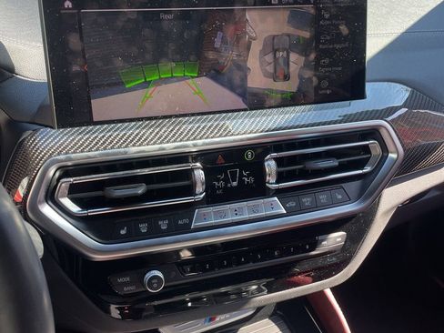 Used 2024 BMW X4 M40i w/ Premium Package AWD/4WD image 16