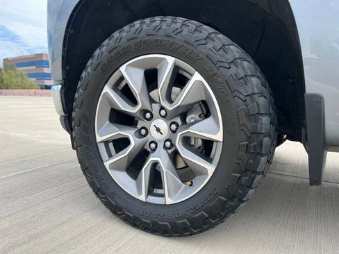 Used 2020 Chevrolet Silverado 1500 LT w/ All-Star Edition image 9