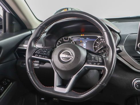 Used 2024 Nissan Altima 2.5 SR image 12