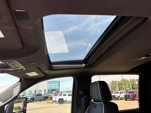 Used 2026 GMC Sierra 2500 AT4X AWD/4WD image 16