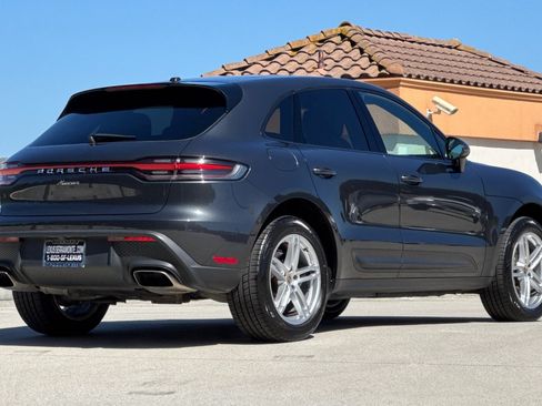Used 2022 Porsche Macan AWD/4WD image 8