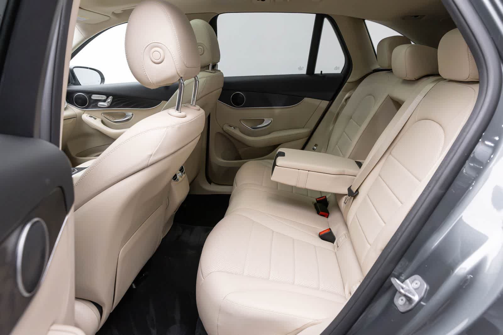 Used 2018 Mercedes-Benz GLC 300 4MATIC image 11