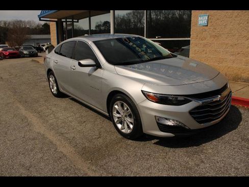 Used 2022 Chevrolet Malibu LT image 1