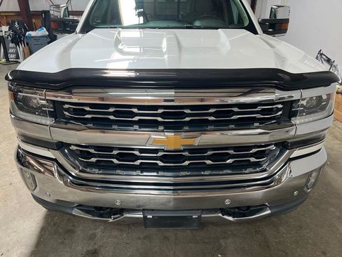 Used 2017 Chevrolet Silverado 1500 LTZ w/ LTZ Plus Package AWD/4WD image 11