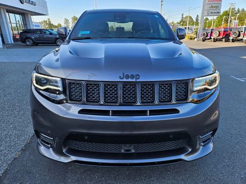 Used 2021 Jeep Grand Cherokee SRT image 8