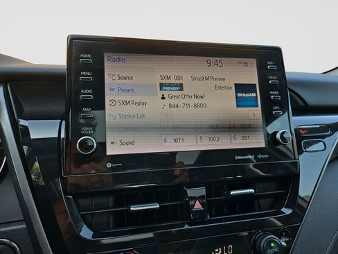 Used 2021 Toyota Camry XSE FWD image 21