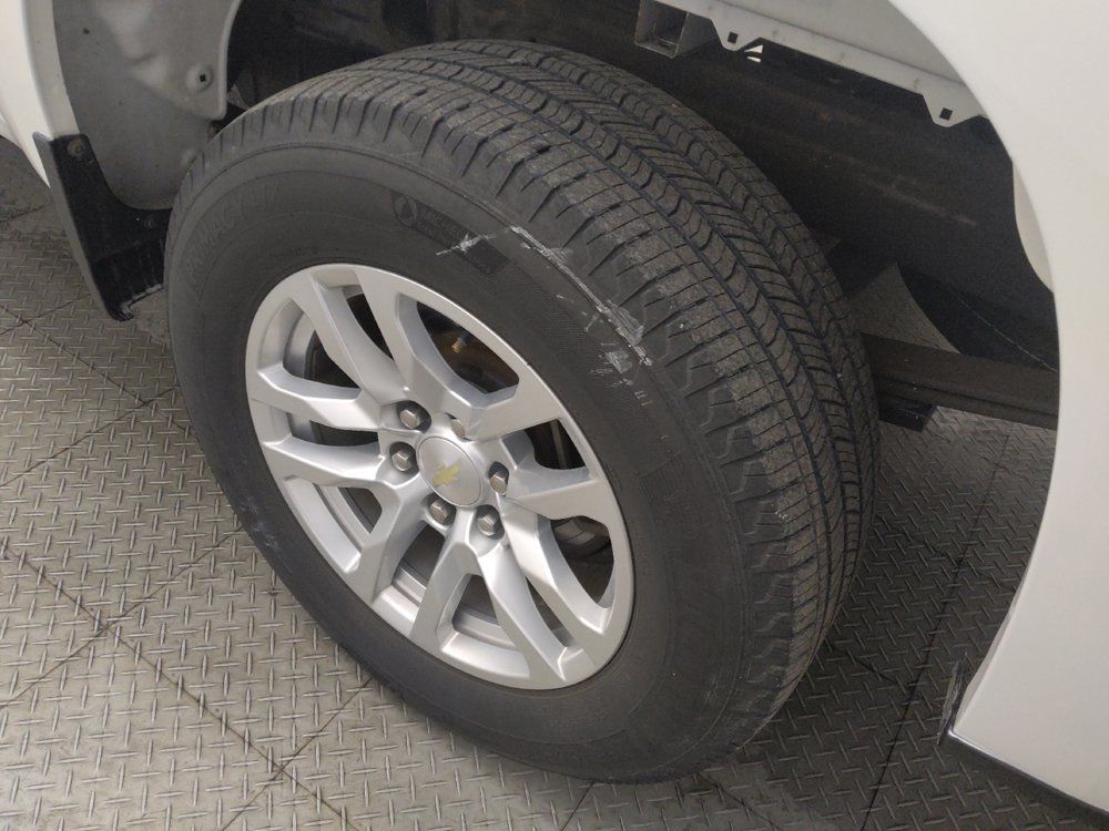 Used 2020 Chevrolet Silverado 1500 LT RWD image 31