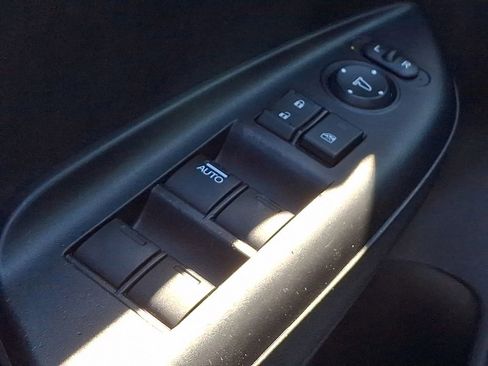 Used 2018 Honda Fit Sport image 23