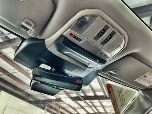 Used 2023 Subaru Ascent Onyx Edition Limited image 33