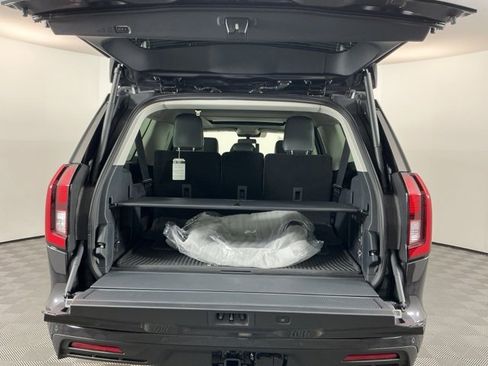 New 2025 Ford Expedition Max Active image 31