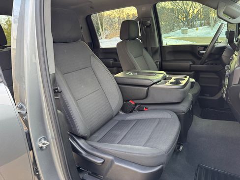 Used 2024 Chevrolet Silverado 2500 Custom w/ Custom Value Package image 23