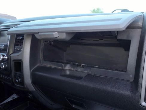 Used 2015 RAM 2500 Tradesman w/ Chrome Appearance Group AWD/4WD image 29