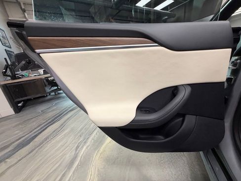 Used 2024 Tesla Model S image 47