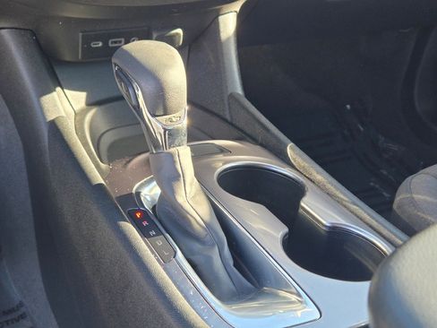 Used 2022 Chevrolet Malibu LS image 26