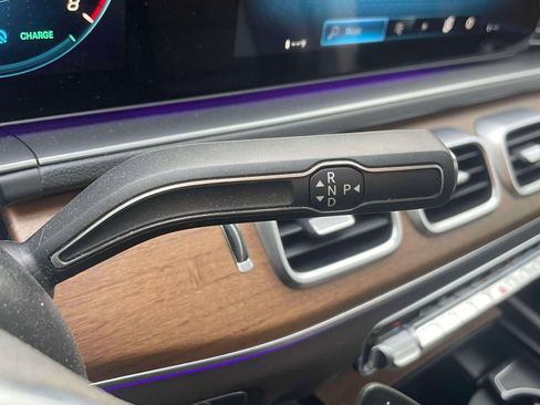 Used 2022 Mercedes-Benz GLE 450 4MATIC image 25