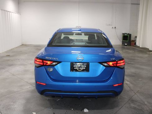 Used 2024 Nissan Sentra SV FWD image 8
