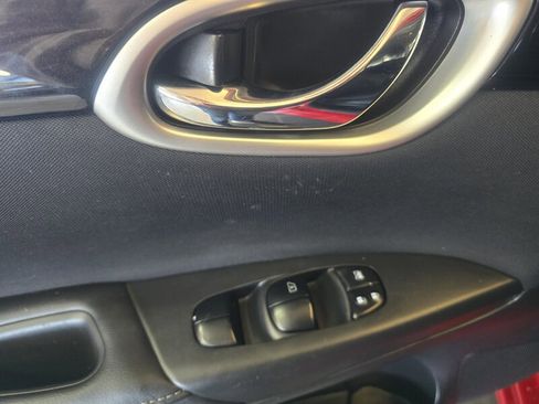 Used 2018 Nissan Sentra SV image 17