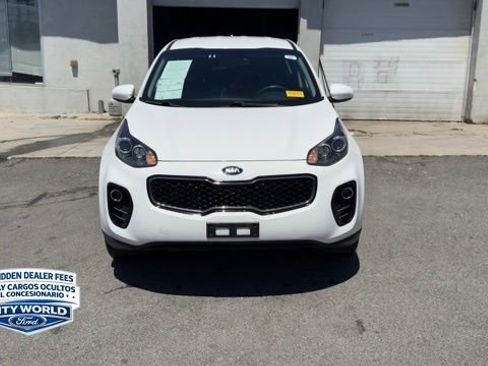 Used 2019 Kia Sportage LX AWD/4WD image 5
