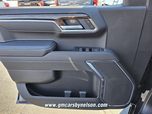 New 2026 GMC Sierra 1500 Elevation image 14