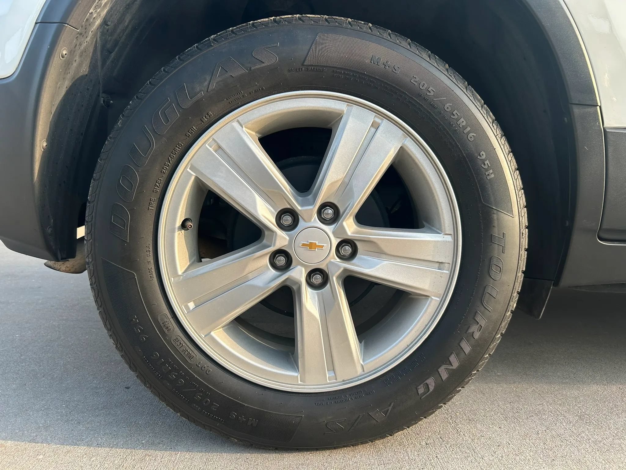 Used 2020 Chevrolet Trax LT w/ LT Convenience Package FWD image 25