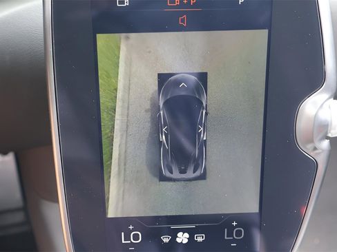 New 2025 McLaren Artura Spider image 19