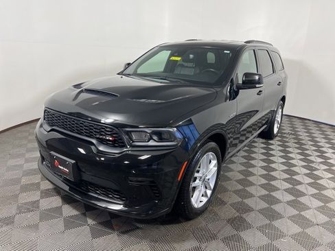 Certified 2023 Dodge Durango R/T image 3