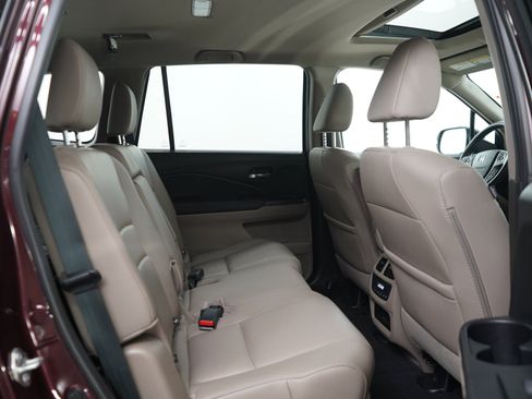 Used 2017 Honda Pilot EX-L image 12