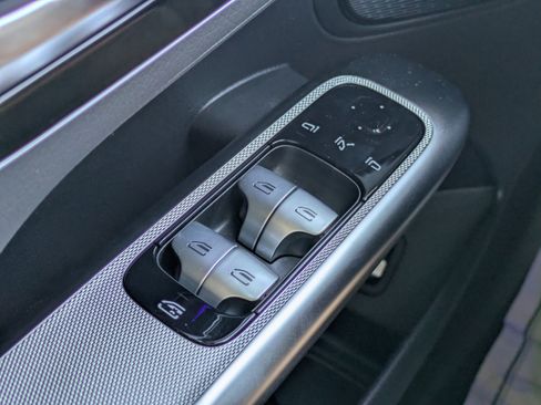 New 2026 Mercedes-Benz GLC 300 image 26