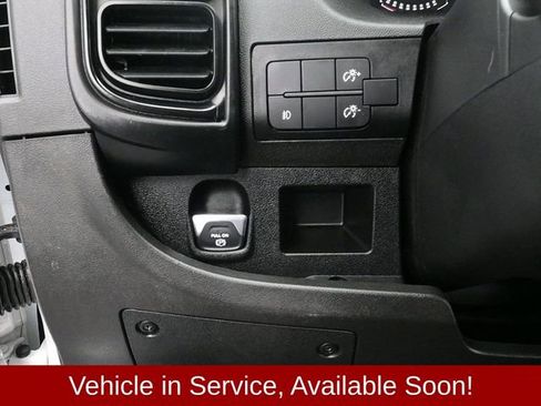Used 2025 RAM ProMaster 2500 w/ Convenience Group image 20