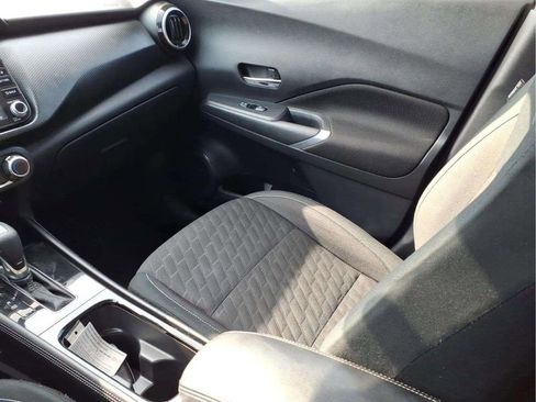 Used 2024 Nissan Kicks SV FWD image 12
