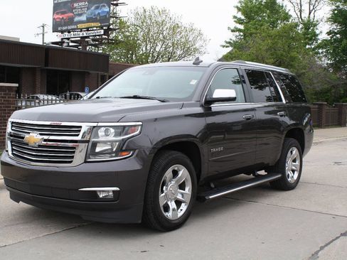 Used 2015 Chevrolet Tahoe LTZ AWD/4WD image 2