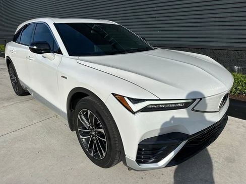 Used 2024 Acura ZDX A-Spec image 10