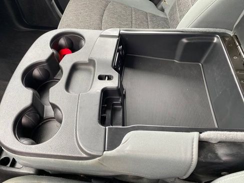 Used 2017 RAM 1500 Classic SLT image 12