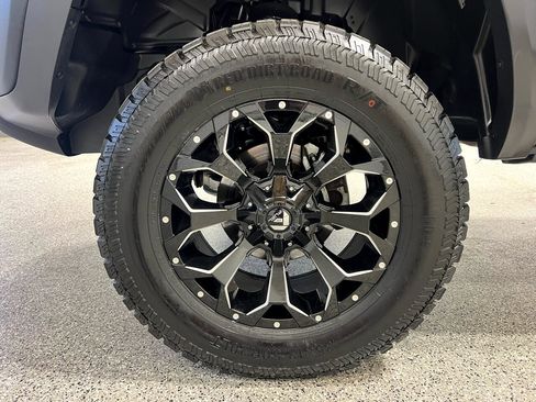 Used 2019 RAM 1500 Classic Warlock w/ Electronics Group image 9
