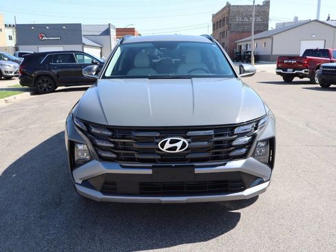 Used 2025 Hyundai Tucson SEL AWD/4WD image 12