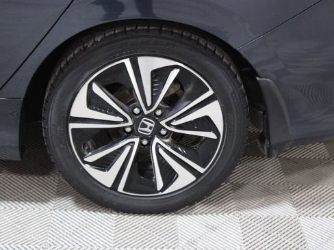 Used 2018 Honda Civic EX-T image 39