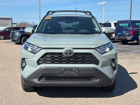 Used 2022 Toyota RAV4 XLE Premium image 3