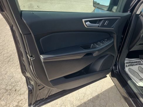 Used 2024 Ford Edge SEL image 14