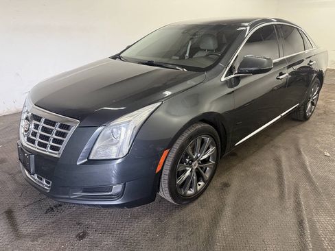 Used 2013 Cadillac XTS FWD image 1