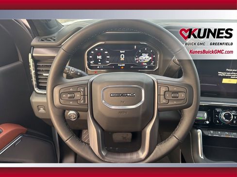New 2025 GMC Sierra 3500 Denali Ultimate image 28