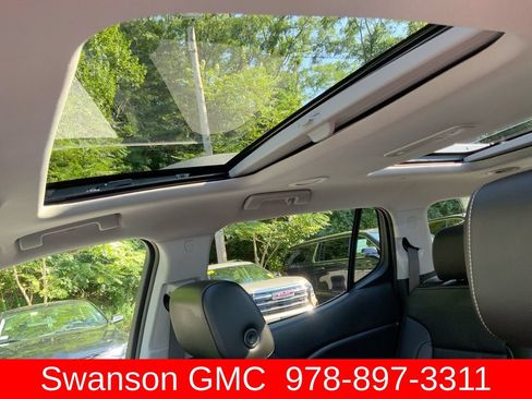 Used 2023 GMC Acadia SLT w/ Preferred Package AWD/4WD image 21