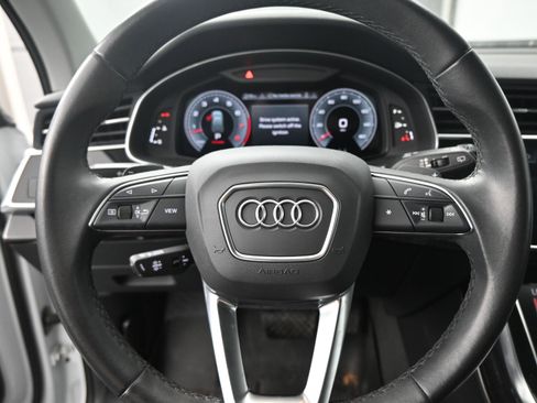 Used 2023 Audi Q7 3.0T Premium w/ Convenience Package image 11