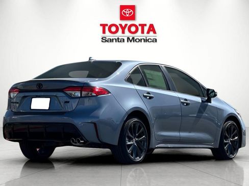 New 2026 Toyota Corolla SE image 3